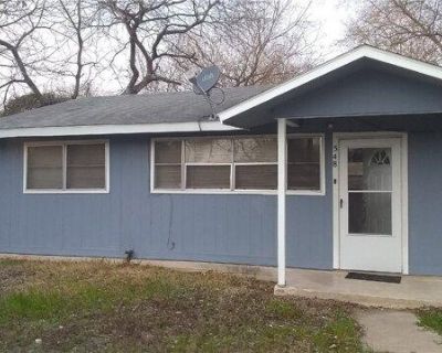 2 Bedroom 1BA House For Rent in Seguin, TX