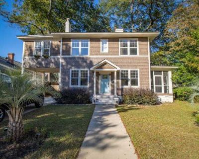 4 Bedroom 3BA 2466 ft Pet-Friendly Apartment For Rent in Columbia, SC