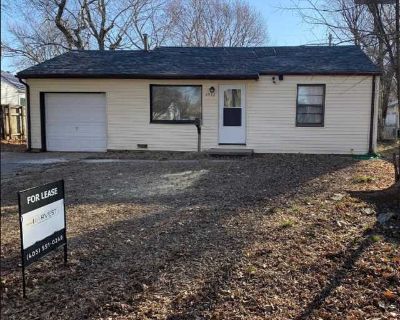 2 Bedroom 1BA 728 ft Pet-Friendly Apartment For Rent in Wichita, KS