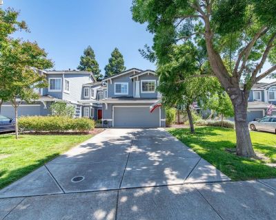 3 Bedroom 2BA 1840 ft Townhouse For Sale in Livermore, CA