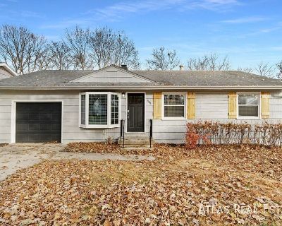 3 Bedroom 2BA 2004 ft Pet-Friendly Single-family home For Rent in Prairie Village, KS