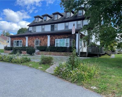 185 East Lake Boulevard, #1. Beautiful first floor, 2 room studio with, pocket doors, slider access, private deck side yard views,\noverlooking Lake Mahopac. ALL UTILITIES ARE INCLUDED. Laundry Room located on the second floor or in town. Bike trail is at the corner and Library, 5 Star restaurants, shops, Town Park, farmers market on the weekends and 2 Marinas all within walking distance.. 1 Be...