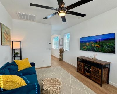 Lease term: Month to Month. $1600/month 1 Month Security Deposit. Furnished Rental. Stunning Brand-New Single-Story Home in a Secure Gated Community! Step into luxury living in this pristine, brand-new single-story home located in an exclusive gated community. Featuring a charming small set of steps at the entrance, this home offers the perfect mix of convenience, comfort, and privacy in a peac...