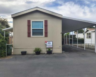 2 Bedroom 1BA 768 ft Mobile Home For Rent in El Cajon, CA