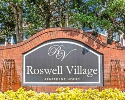 Shared room with own bathroom in Apartment with , Roswell , GA 30075