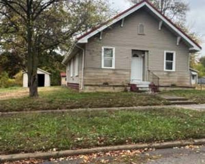 3 Bedroom 2BA 1140 ft Single Family Home For Sale in BICKNELL, IN