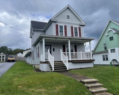 4 Bedroom 1BA 1768 ft² Residential For Sale in Franklin, PA