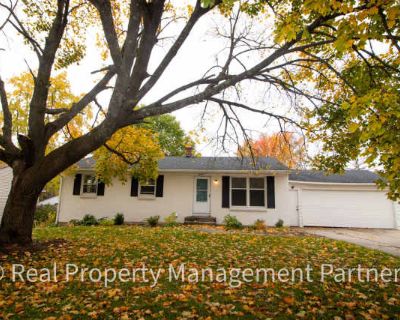 4 Bedroom 2BA 1930 ft Pet-Friendly Apartment For Rent in Grand Rapids, MI