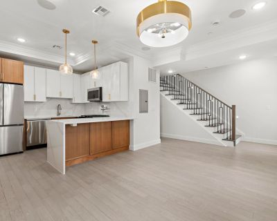 3 Bedroom 1BA 1446 ft Condo For Sale in Jersey City, NJ