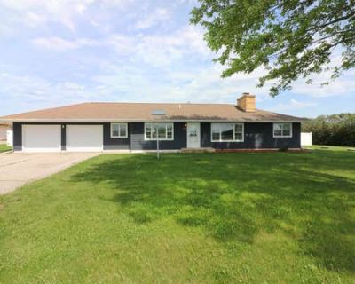 3 Bedroom 2BA 1526 ft Single Family Home For Sale in SPENCER, IA