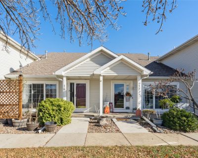 2 Bedroom 1BA 1144 ft Condo For Sale in Waukee, IA