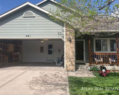 3 Bedroom 2BA 1567 ft Pet-Friendly Single-family home For Rent in Loveland, CO