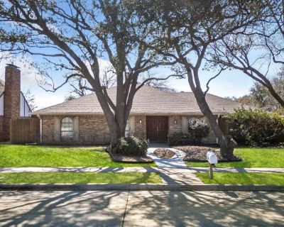 Furnished Room for Rent - Looking for a Roommate_Private Bedroom in Shared