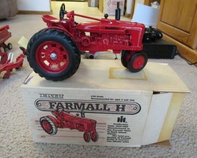 Ertl Farmall H 1/16 Scale Production Year: 1939