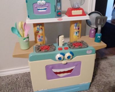Rare 2003 Retro Playskool Cool Crew Magic Talkin' Kitchen Crew Playset