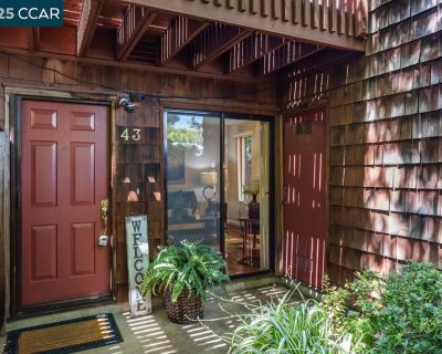 2 Bedroom 1BA 904 ft Condo For Sale in CONCORD, CA