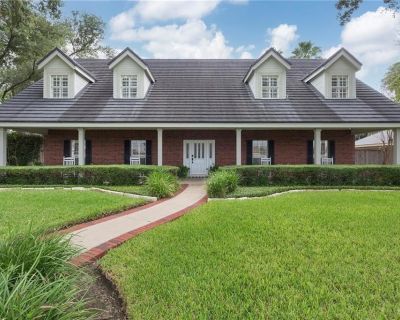 5 Bedroom 3BA 3548 ft Single Family House For Sale in Mission, TX