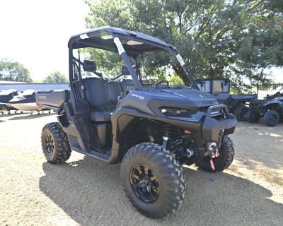 2026 Can-Am Defender XT HD11 With 10.25 in.display,