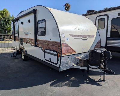 2019 Gulf Stream Vista Cruiser M-19Erd