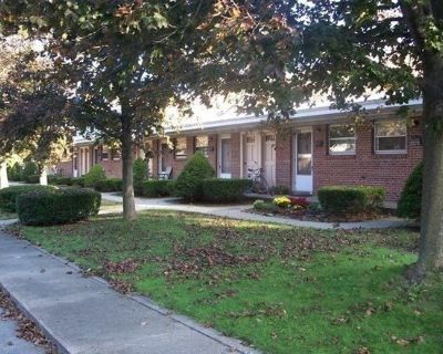 18 Alexander Ave Unit 18. Very nice 3 room, 1 bedroom first floor apartment in a residential area. Rent includes: Hot Water, Refrigerator, Stove, Disposal, Coin Op Laundry, Lawn Care, Snow Removal , Trash Removal and off street parking. Short walk to Hannaford's, Walgreen's and CVS. All utilities are electric. Professionally cleaned and painted. One very nice apartment at a great price!. 1 Bedr...