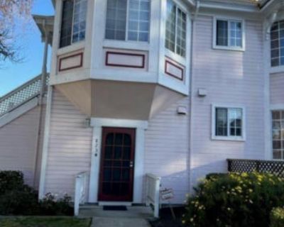 2406 ft Duplex For Sale in Oakland, CA