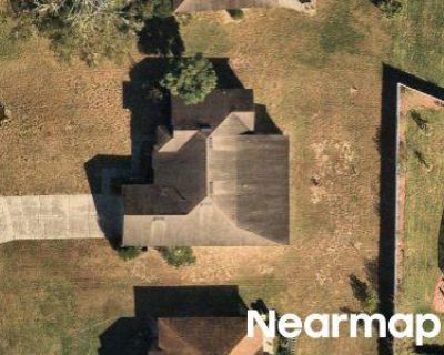 3 Bed 2.0 Bath Preforeclosure Property in Davenport, FL 33896 - Via Del Sol Dr