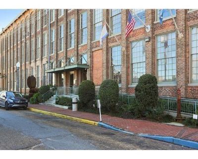 1 Bedroom 1BA 560 ft Condo For Sale in New Orleans, LA