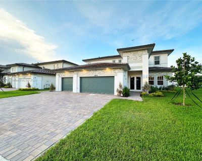 5 Bedroom 4BA 3888 ft Apartment For Rent in Davie, FL