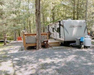 2 Bedroom 1BA 340 ft Single Family Home For Sale in MILFORD, PA