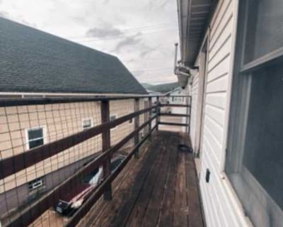 1 Bedroom 1BA 400 ft Apartment For Rent in Bradford, PA