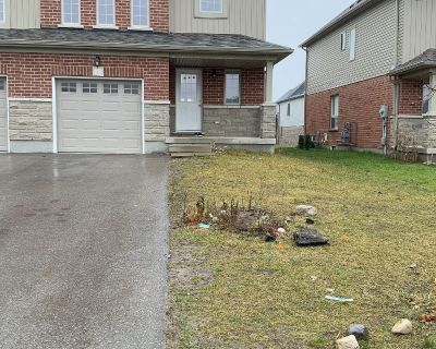 371 Vincent Dr. Beautiful and gorgeous 3 Bedroom corner town house located in the family friendly neighbourhood of Hilltop Estates in Ayr and is ready for you to call home. As to enter the home there is a large foyer with a double door closet, a lovely 2-pc bath and access into the garage greet you upon entering the home. The Kitchen with huge island with granite countertops. The kitchen is the...