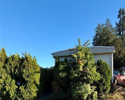 2 Bedroom 2BA 952 ft Mobile Home For Sale in Tumwater, WA