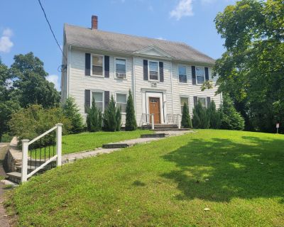 1 Bedroom 1BA 400 ft Apartment For Rent in Andover, CT