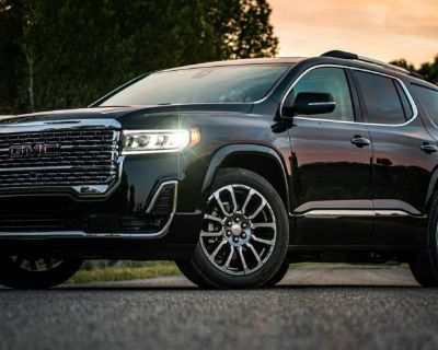 Used 2023 GMC Acadia Denali