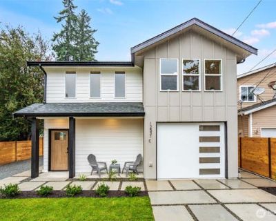 3 Bedroom 3BA 1073 ft Condominium For Sale in SEATTLE, WA