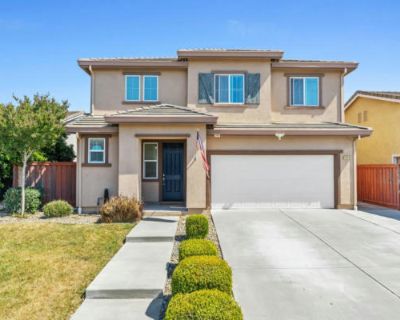 3 Bedroom 3BA 1809 ft Single Family Home For Sale in Vacaville, CA