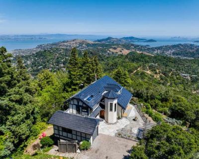 3 Bedroom 3BA 2900 ft Single Family Home For Sale in CORTE MADERA, CA