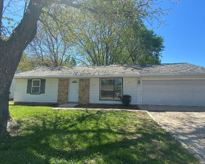 3 Bedroom 1BA 1289 ft Pet-Friendly Single Family Home For Rent in Champaign, IL