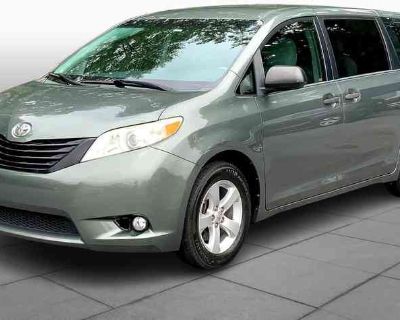 2013UsedToyotaUsedSiennaUsed5dr 7-Pass Van V6 FWD