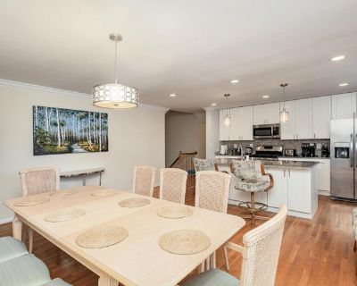 Furnished Room for Rent - Spacious, Beautiful, Newly Renovated Home with Gre