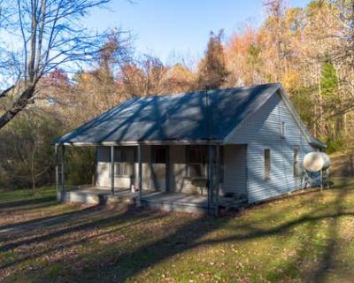 2 Bedroom 1BA 896 ft Single Family Home For Sale in NEWPORT, TN