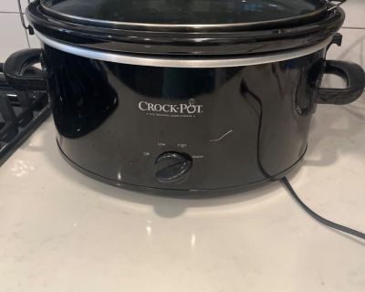 K700 Large crock pot