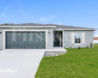 4 Bedroom 2BA 1833 ft Pet-Friendly House For Rent in Port St. Lucie, FL