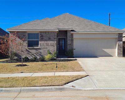 3 Bedroom 2BA 1606 ft Single Family House For Sale in Aubrey, TX