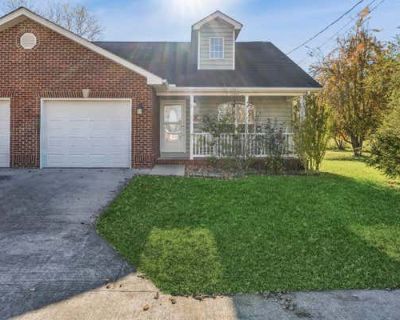 2 Bedroom 2BA 1110 ft Condominium For Sale in JOHNSON CITY, TN