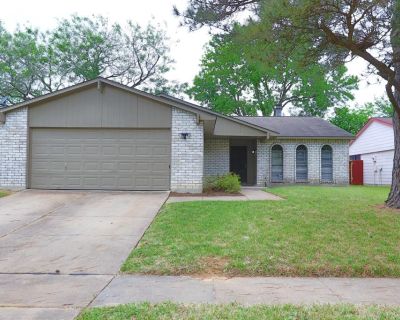 4 Bedroom 2BA 1723 ft Single Family Detached House For Rent in Hockley, TX