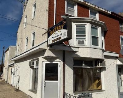 520 Dekalb Street. Property for Rent in Bridgeport, PA for $1,500. This property was built in 1900.. Prime Commercial Space for Lease High-Traffic Dekalb Street Location in Bridgeport, PA Welcome to an exceptional leasing opportunity in the heart of Bridgeport, Pennsylvania. Located on a heavily traveled thoroughfare, this ground-floor commercial unit offers outstanding visibility, making it th...