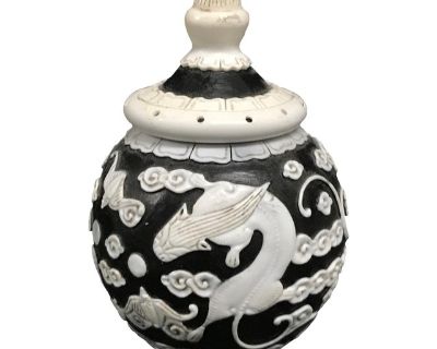 Late 20th Century Chinese Art Black and White Overlay Peking Glass Round Bottle With Cover