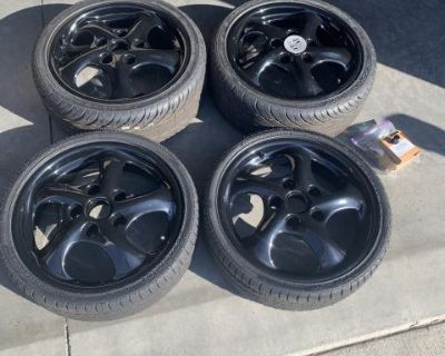 Custom set of Narrowed Porsche twist wheels 17