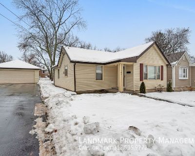 1 Bedroom 1BA 800 ft Pet-Friendly Single-family home For Rent in Lemont, IL